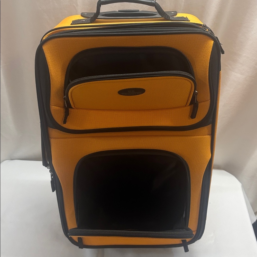 Travel Bag Set - Picture 7 of 16